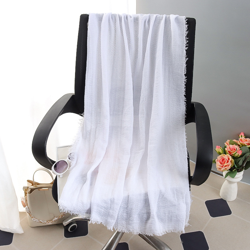 G245 Zachte en ademende voile hijab