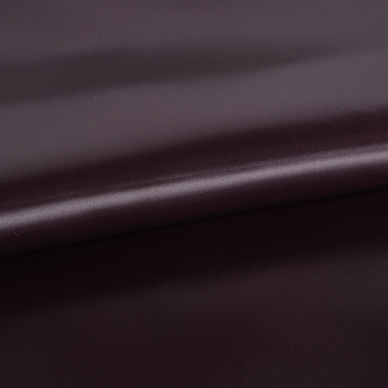 Kationische satijnen stof