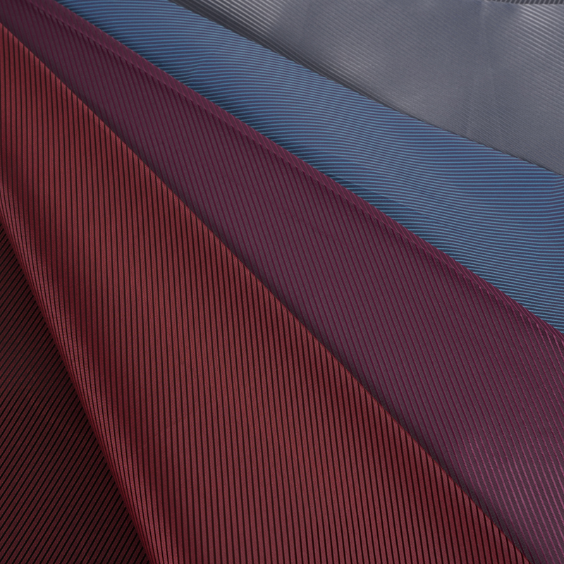 Polyester grove keperstof